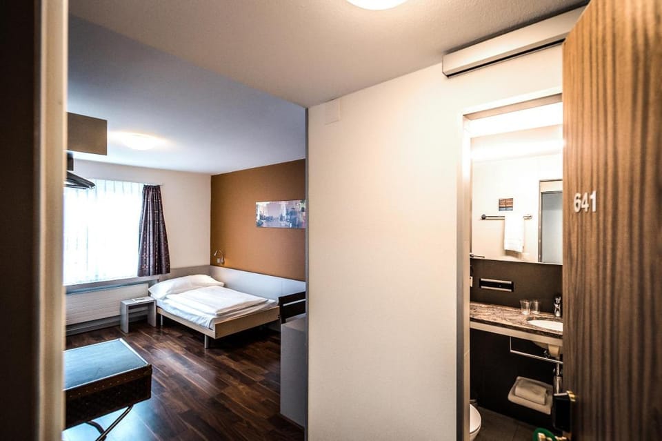 Alexander Guesthouse Zurich Old Town Bed and Breakfast in Zurich City
