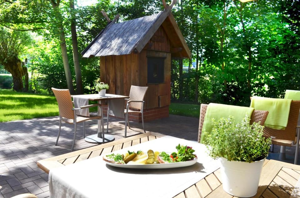 Kur und Wellnesshaus Spreebalance, The Originals Relais (Relais du Silence) Hotel in Burg