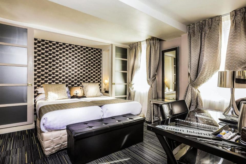 Ile De France Opera Hotel in Paris