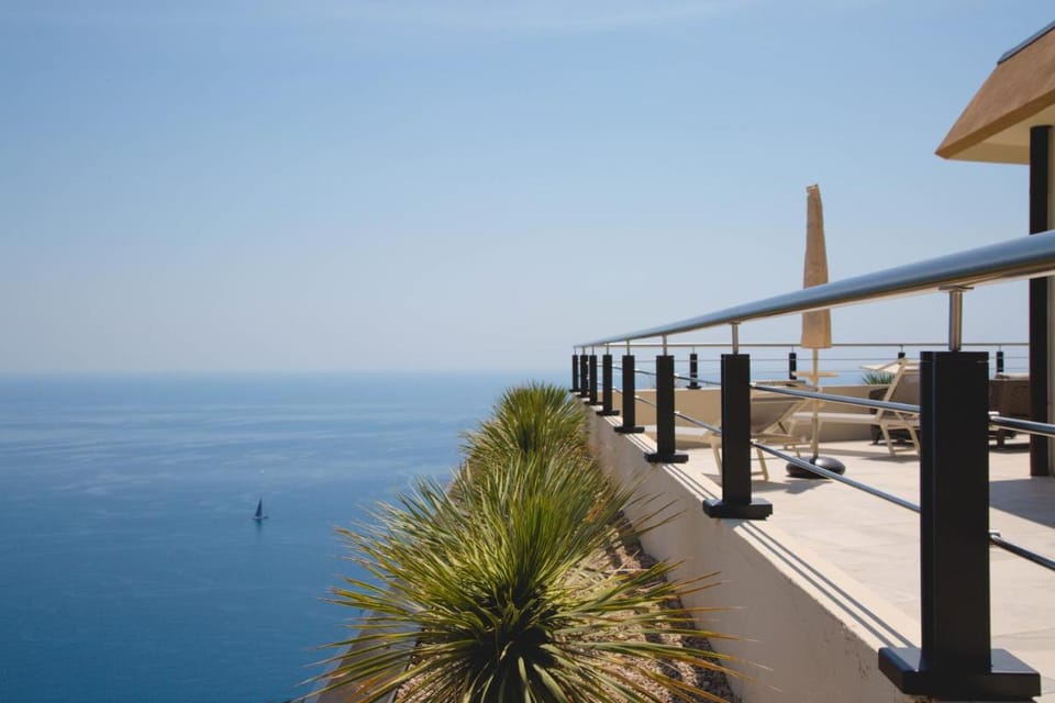 Les Terrasses d'Eze - Hotel & Spa Hotel in Eze
