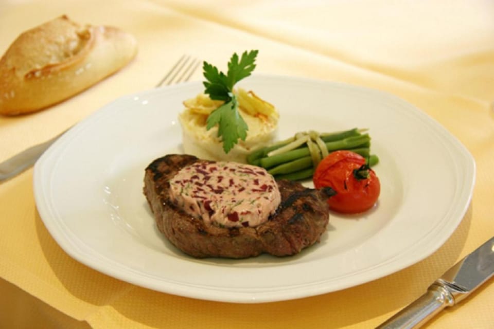 Logis Lyon Est Porte de l'Ain Hotel in Auvergne-Rhône-Alpes