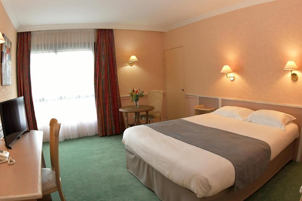 Logis Lyon Est Porte de l'Ain Hotel in Auvergne-Rhône-Alpes