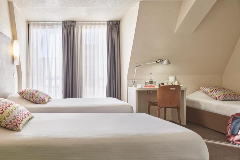 Campanile Lyon Centre - Berges Du Rhone Hotel in Lyon