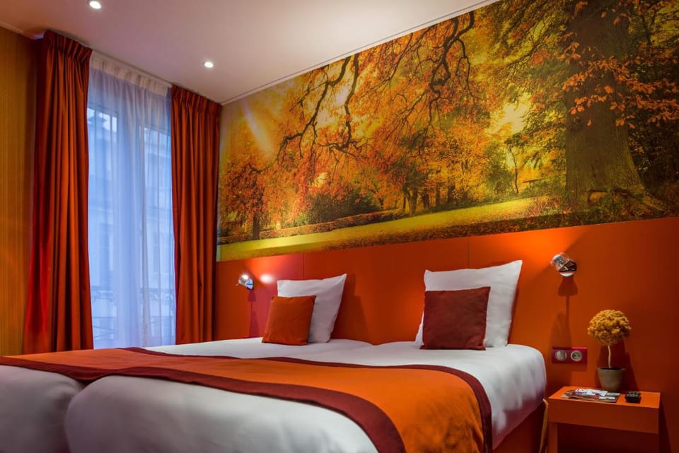 Jardins De Paris Montmartre Hotel in Paris