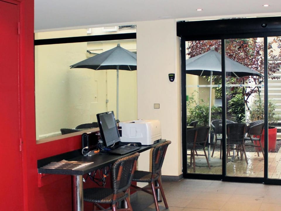 New Hotel Saint Lazare Hotel in Paris
