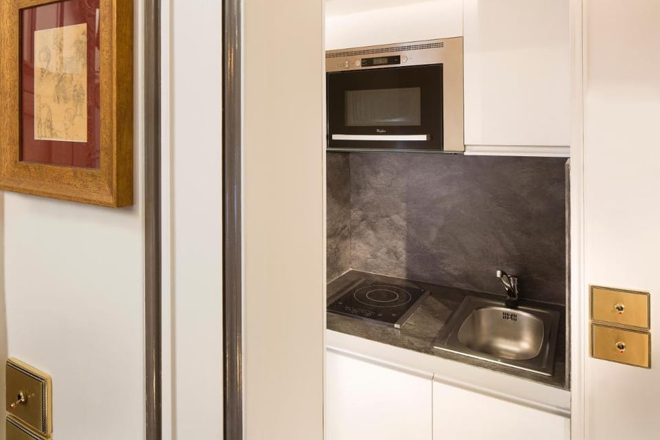 Residence Henri Iv Hotel in Paris