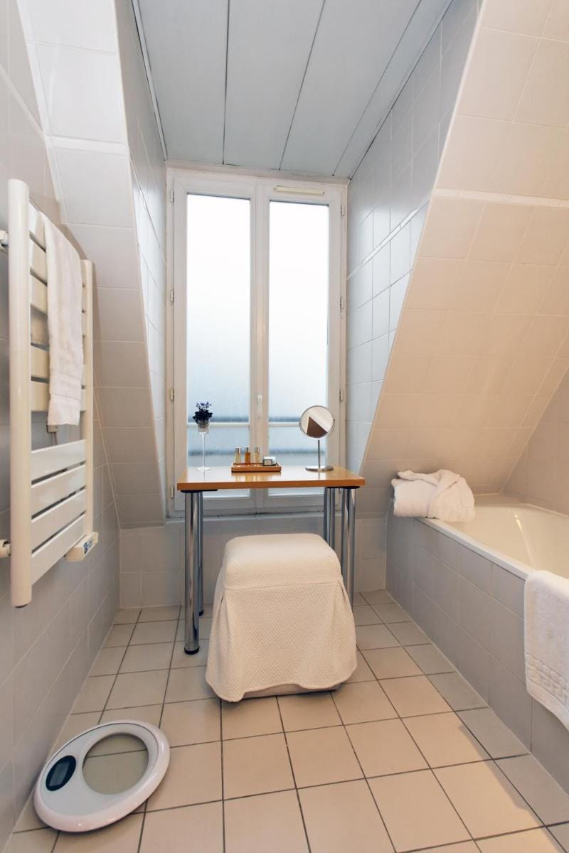 La Manufacture Hotel in Paris