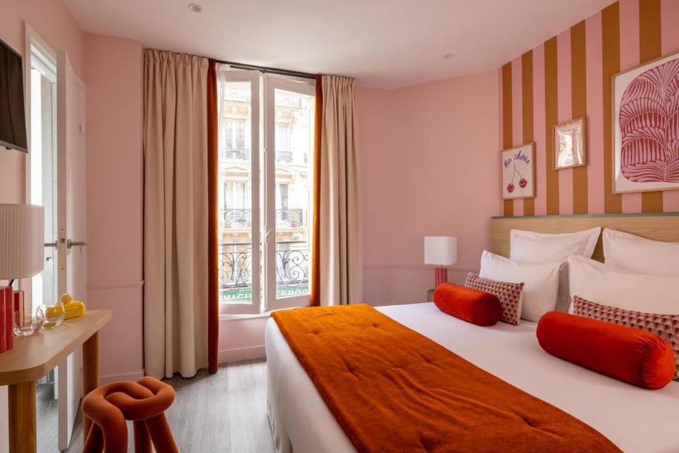 Hotel La Folie des Pres - Saint Germain des Pres Hotel in Paris