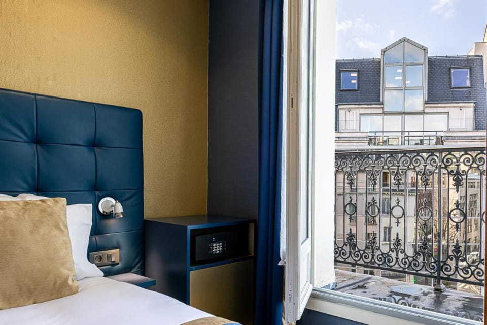 Trianon Gare De Lyon Hotel in Paris
