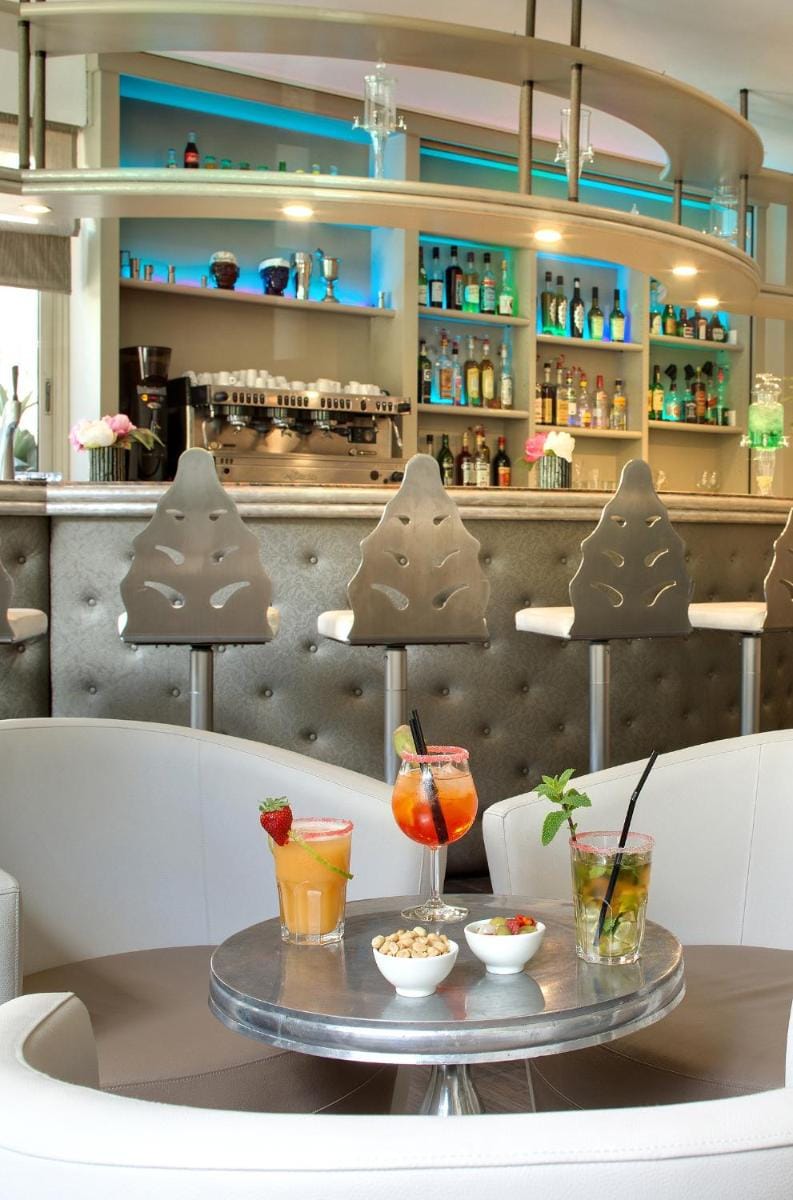 The Originals Boutique, Hotel Les Strelitzias Hotel in Antibes