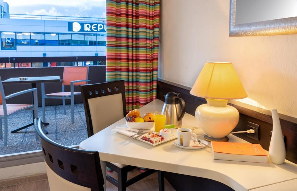 The Originals City, Hotel Galaxie, Nice Aeroport Hotel in Nice