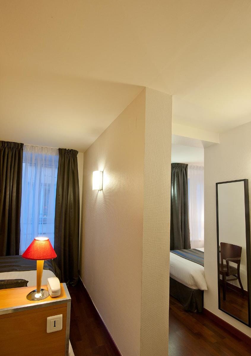 Hôtel le Grillon Hotel in Strasbourg