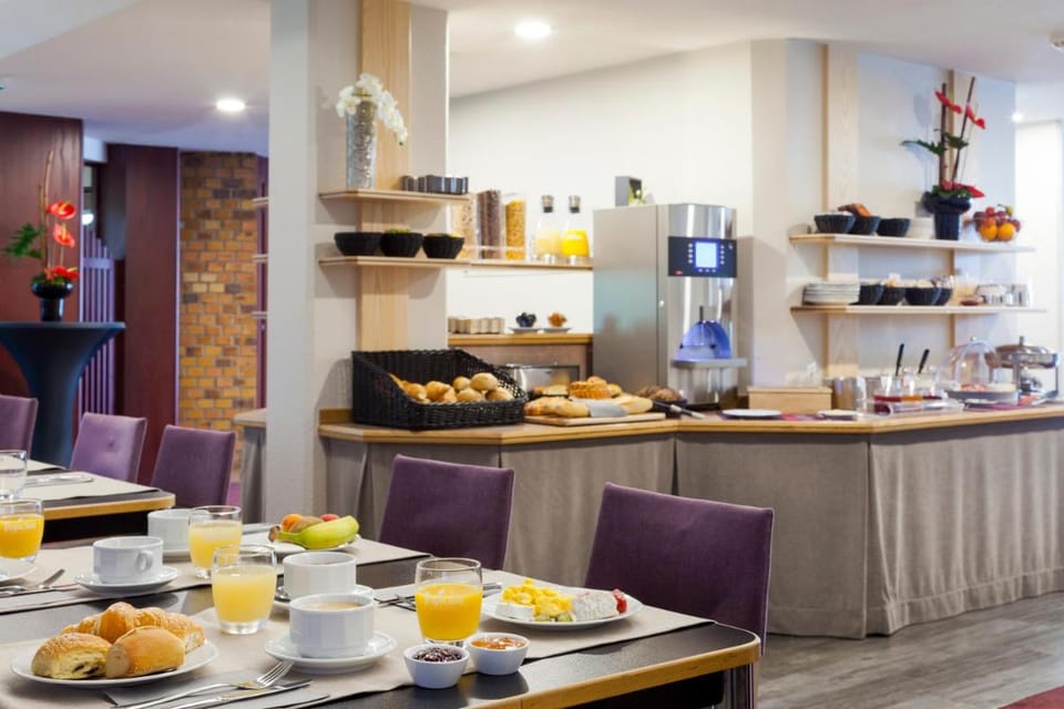 Kyriad Hotel Strasbourg Lingolsheim Hotel in Ortenau