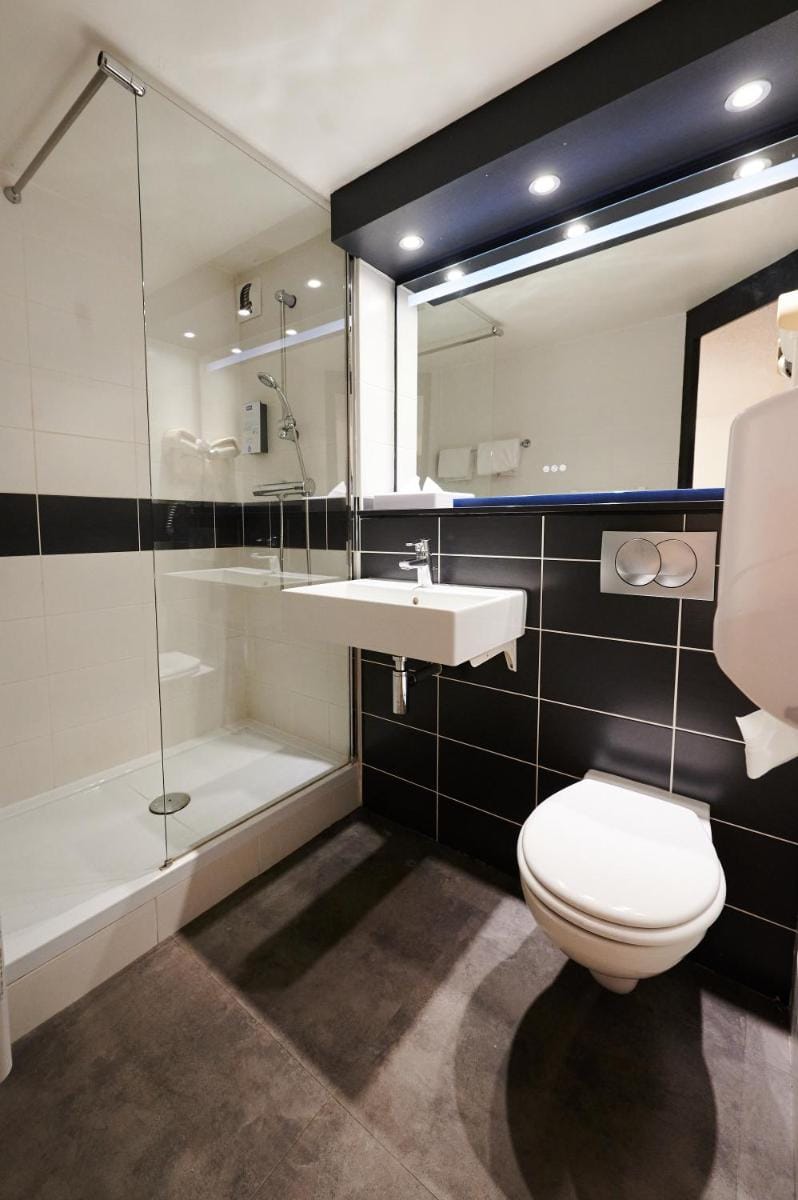 Kyriad Hotel Laval Hotel in Laval