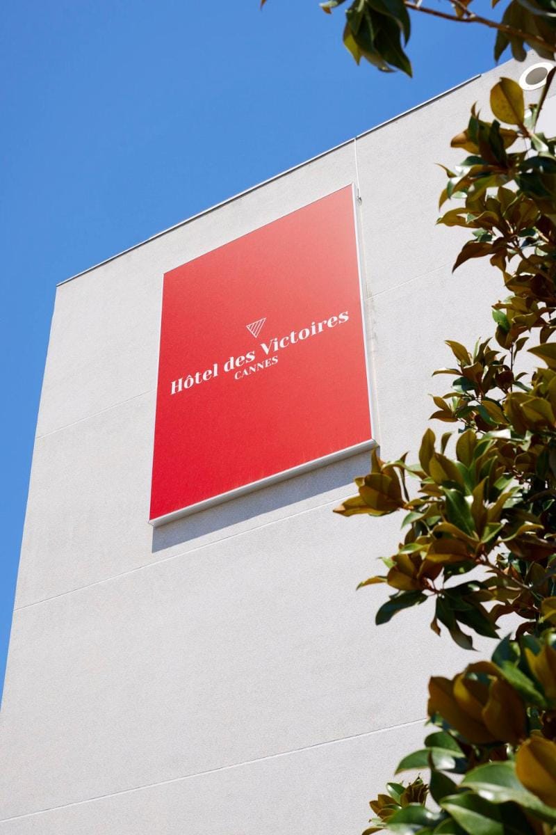 Hotel des Victoires - Restaurant Hotel in Cannes