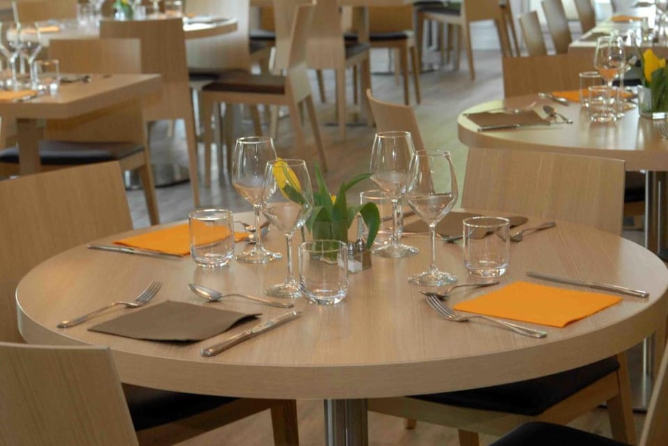 Kyriad Valence Nord Bourg-Les-Valence Hotel in Valence