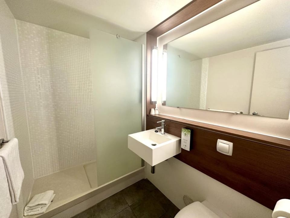 Campanile Hotel Chantilly Hotel in Île-de-France