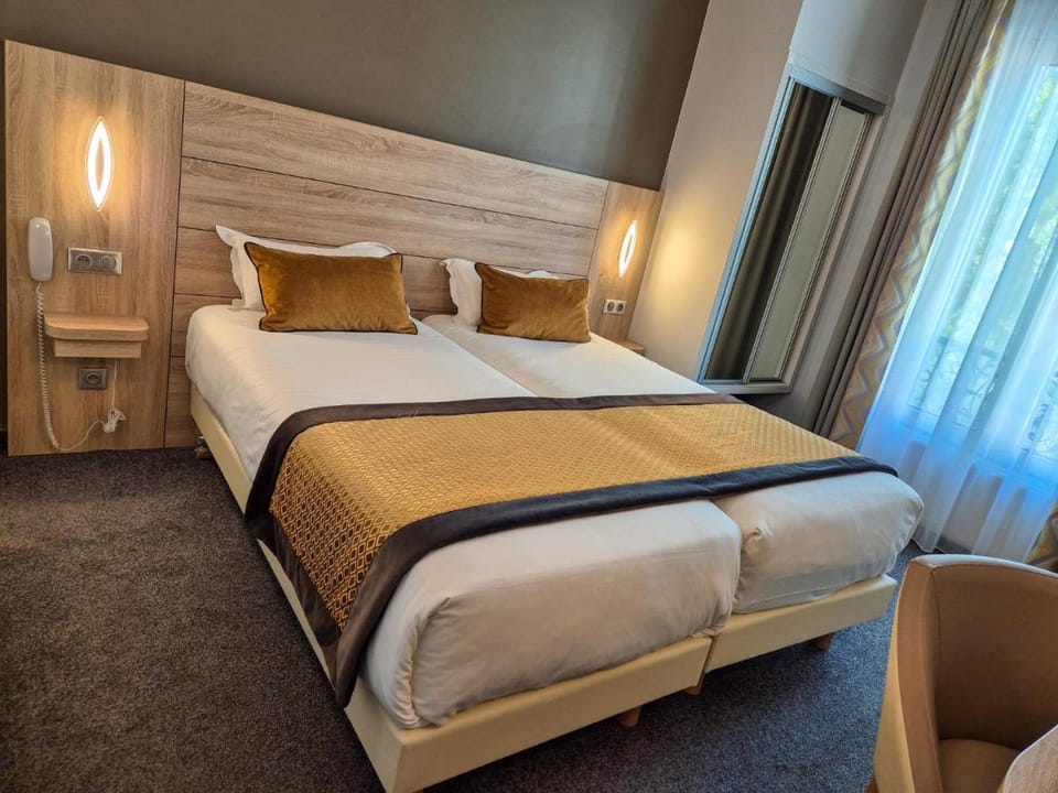 Champerret-Elysees Hotel in Paris