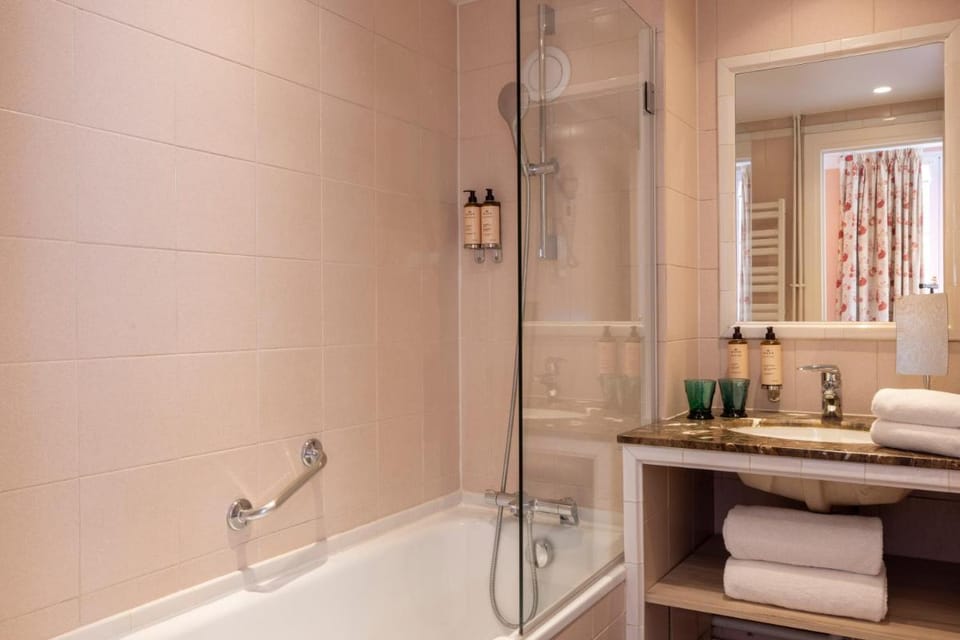 Hotel Le Saint Gregoire Hotel in Paris