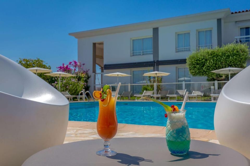 Best Western Plus Hotel La Marina Hotel in Saint-Raphael