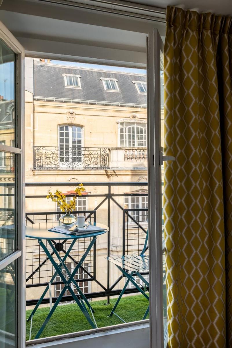 Hotel Le Colisee Hotel in Paris