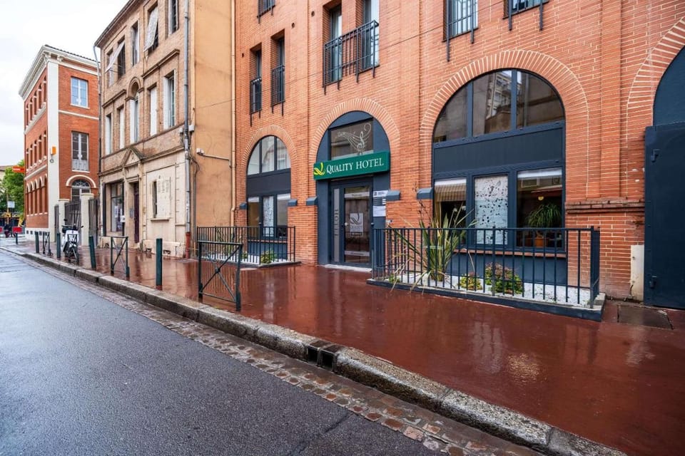 Quality Suites Toulouse Centre Hotel in Toulouse