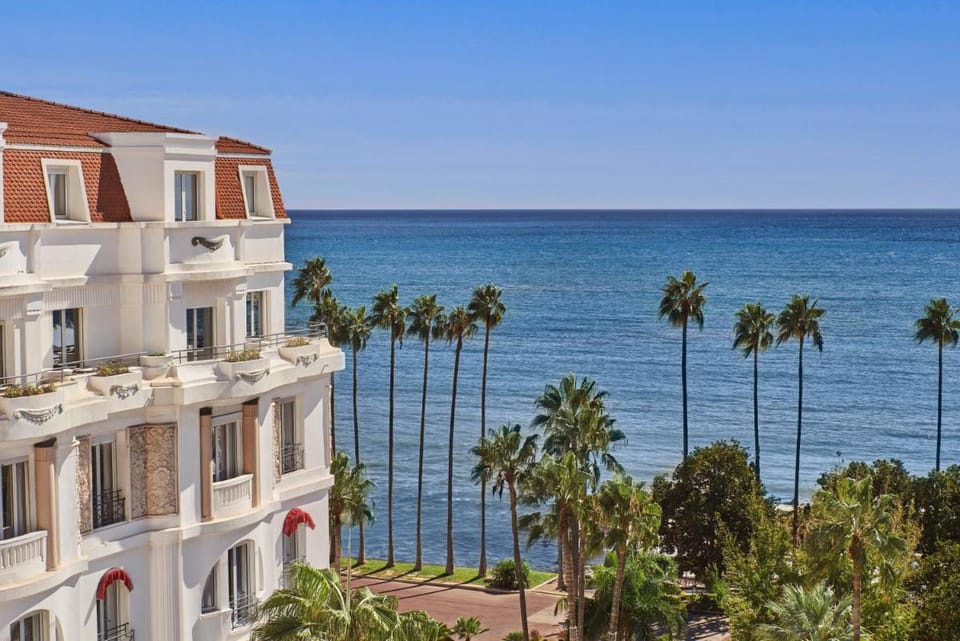 Hotel Barriere Le Majestic Cannes Hotel in Cannes