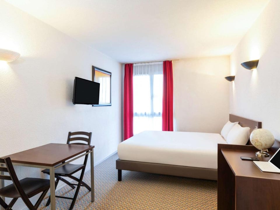 Aparthotel Adagio Access La Défense - Place Charras Apartment hotel in Puteaux