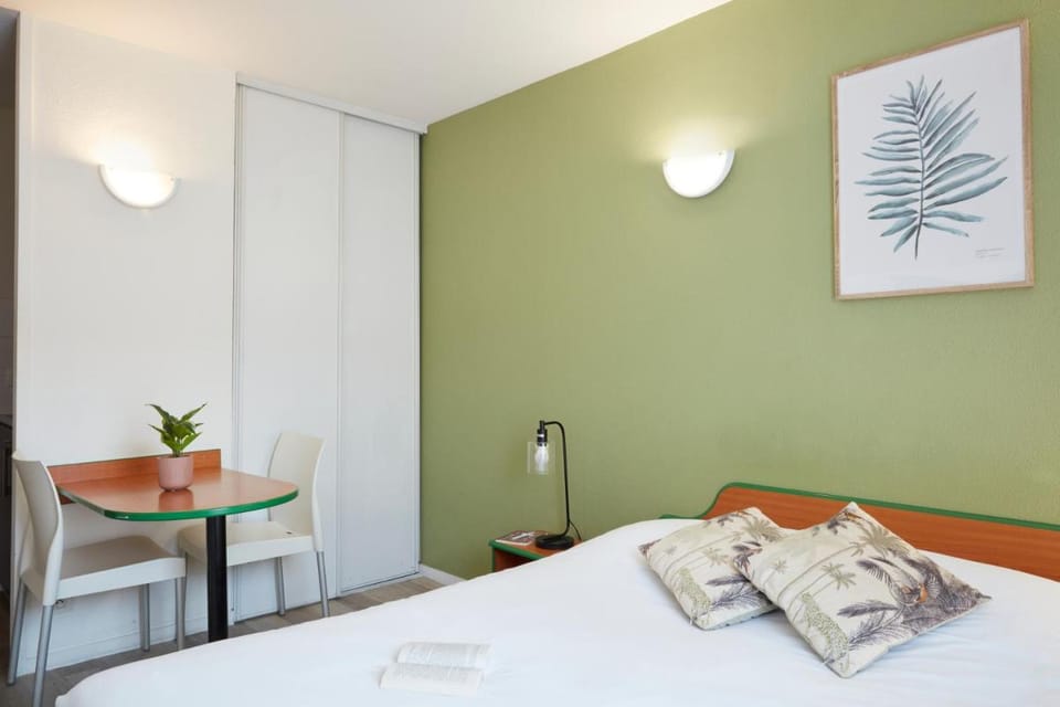 Aparthotel Adagio access Bordeaux Rodesse Apartment hotel in Bordeaux