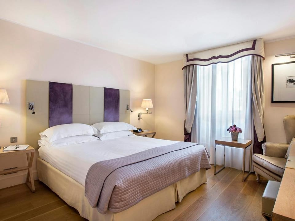 Hotel Castille Paris Hotel in Paris