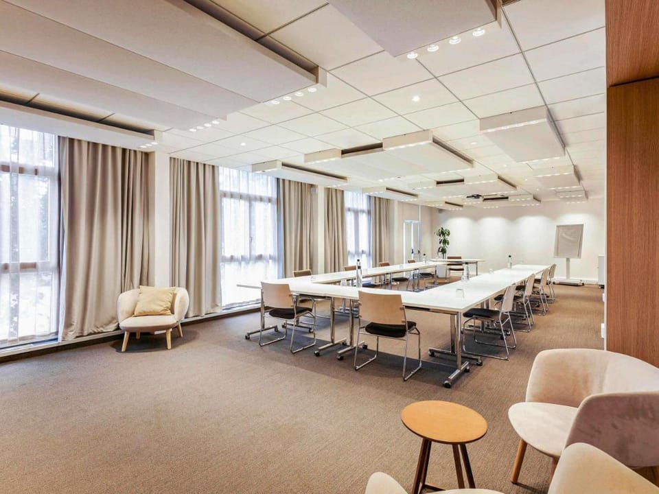 Novotel Orleans Chemins De Sologne Demeure De Campagne Hotel in Orléans