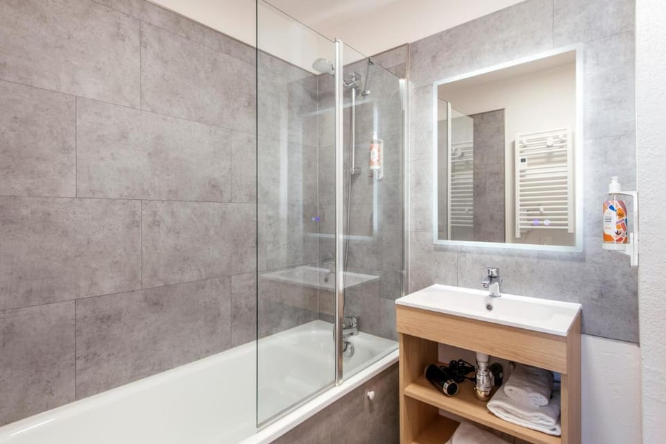 Aparthotel Adagio Access Paris Saint-Denis Pleyel Apartment hotel in Saint-Denis, France