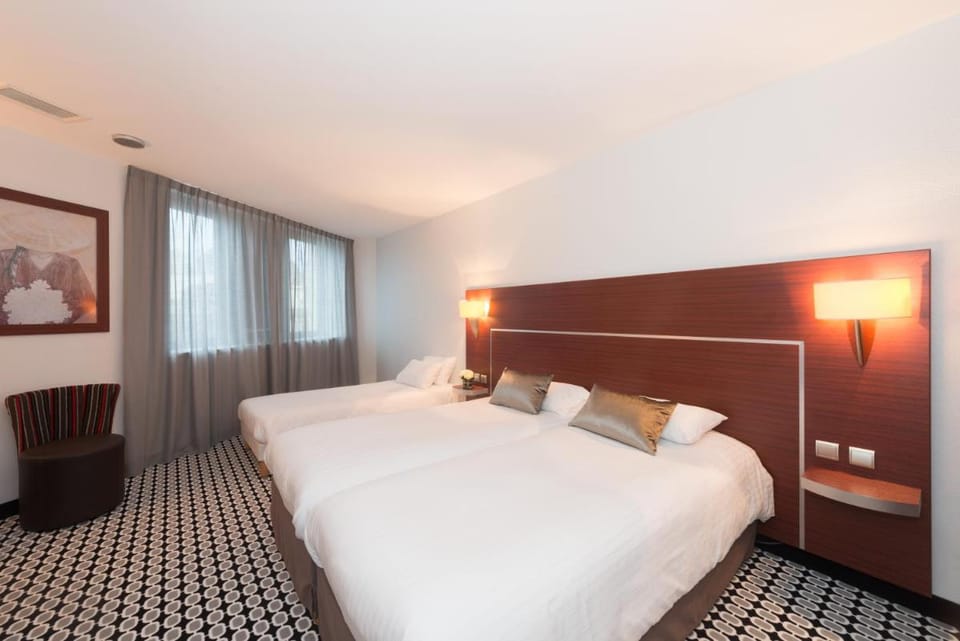 Kyriad Limoges Centre Gare - Atrium Hotel in Limoges