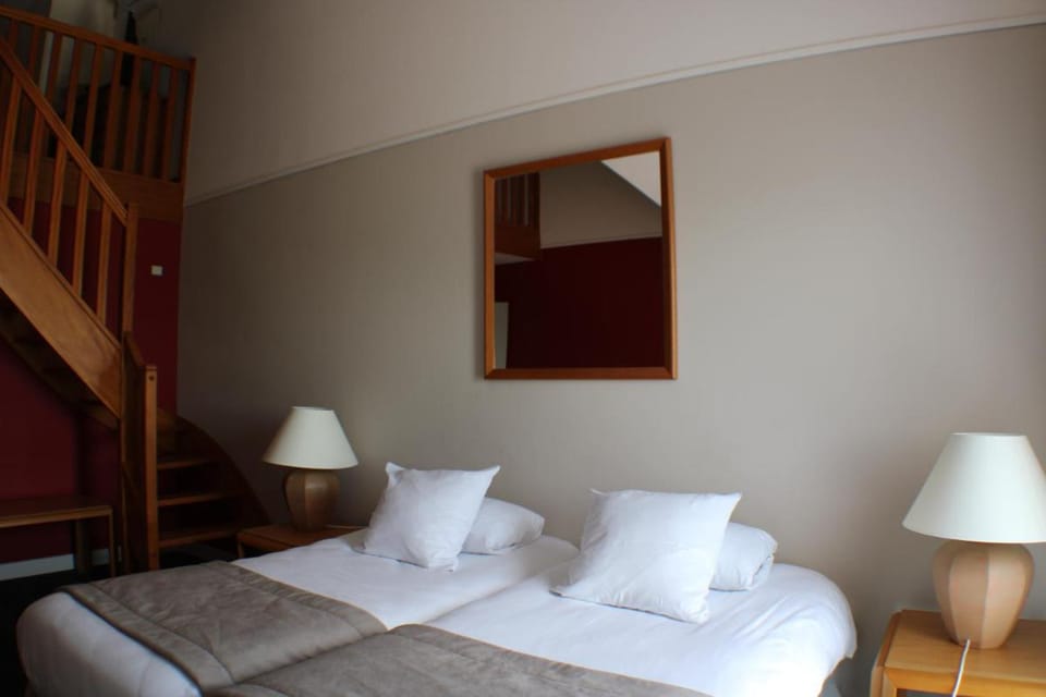 Domaine de la Foret dOrient - NaturHotel Golf & Spa Hotel in Bourgogne-Franche-Comté