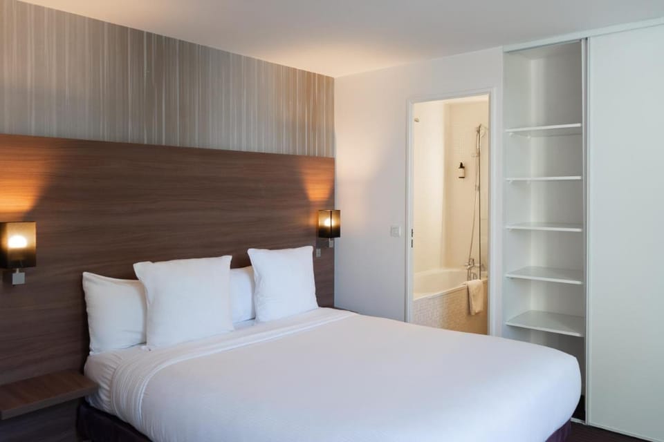 Paxton MLV Hotel in Bussy-Saint-Georges