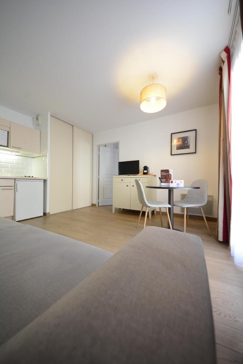 Cerise Chatou Hotel in Chatou