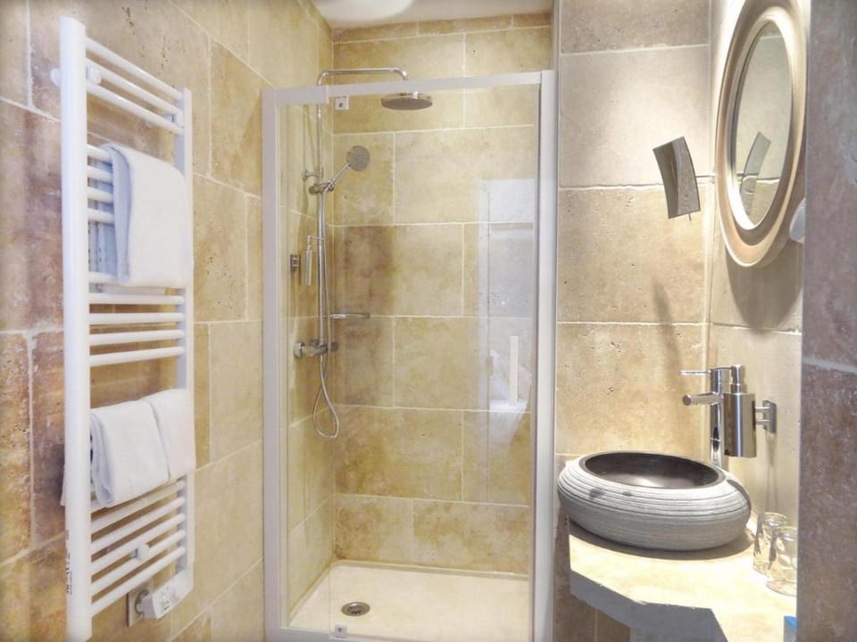 Le Pavillon Hotel Hotel in Paris