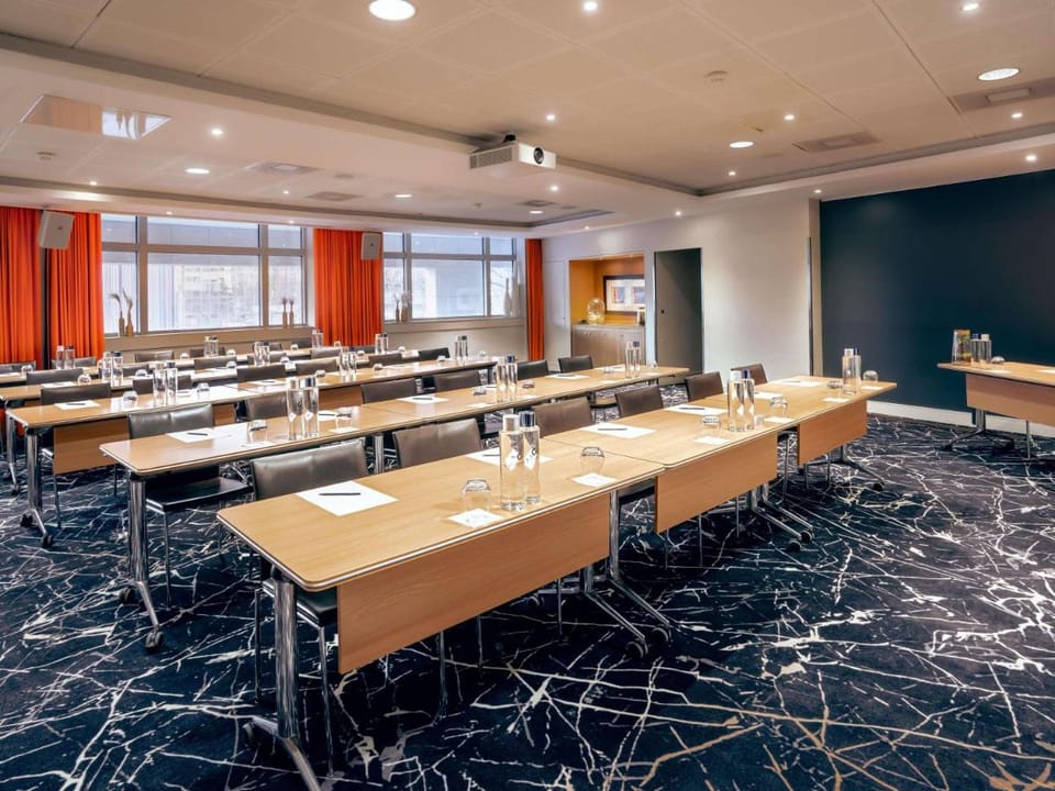 NEST Paris La Defense - MGallery Hotel in Puteaux