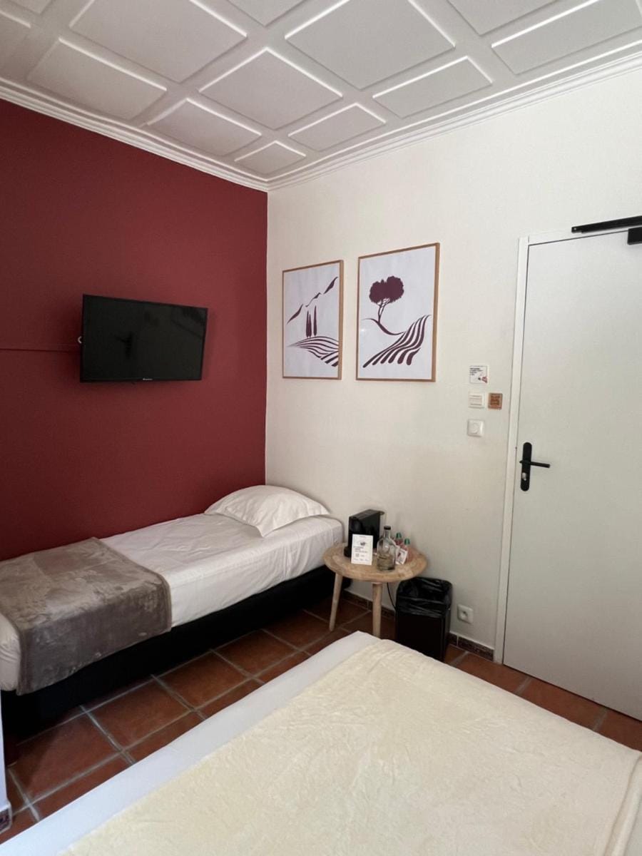 The Originals Boutique, Clair HÃ´tel, Martigues Hotel in Provence-Alpes-Côte d'Azur