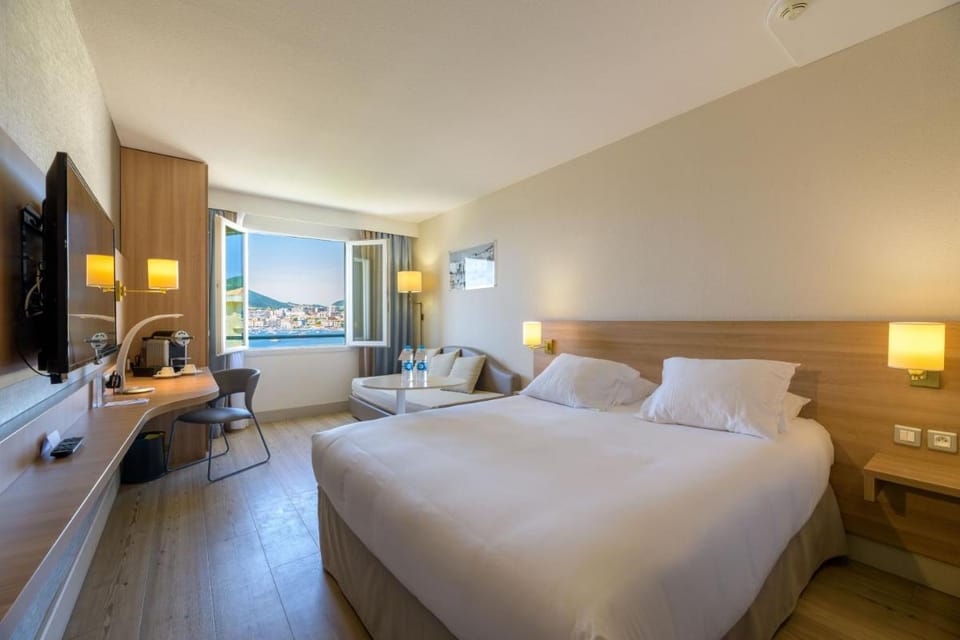 Best Western Plus Ajaccio Amiraute Hotel in Ajaccio