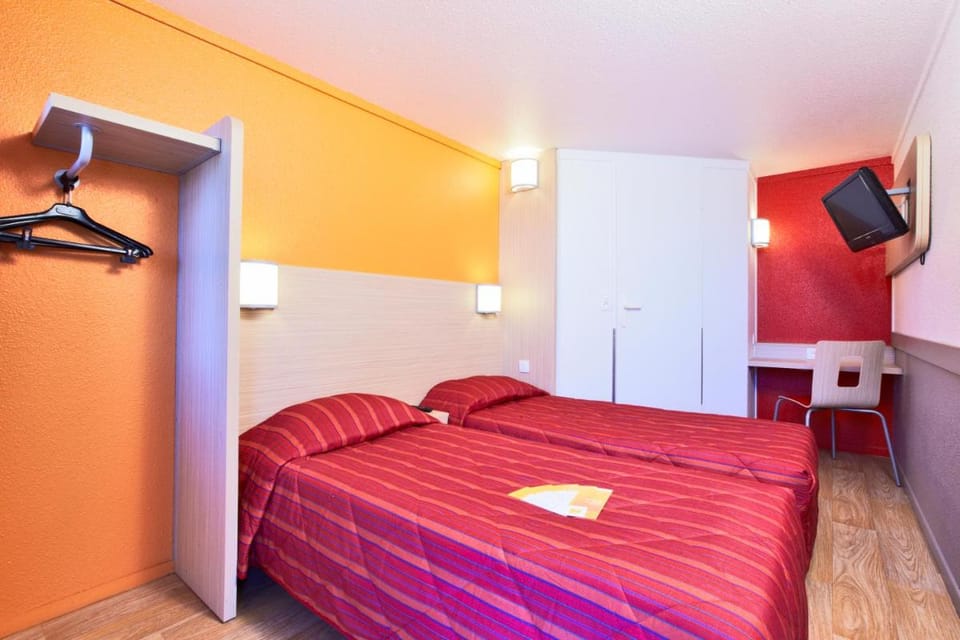 Premiere Classe Avallon Sauvigny Le Bois Hotel in Bourgogne-Franche-Comté