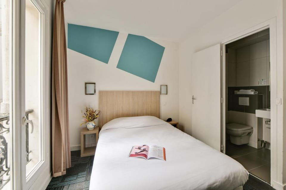 Hotel Angleterre Etoile Hotel in Paris