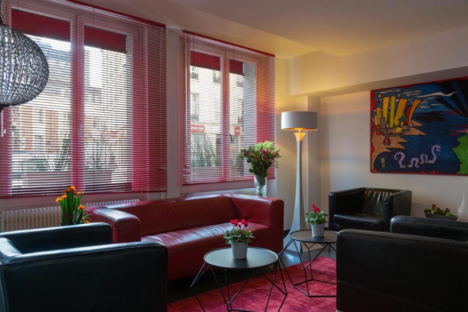 The Originals City, Hotel Lecourbe, Paris Tour Eiffel (Inter-Hotel) Hotel in Paris