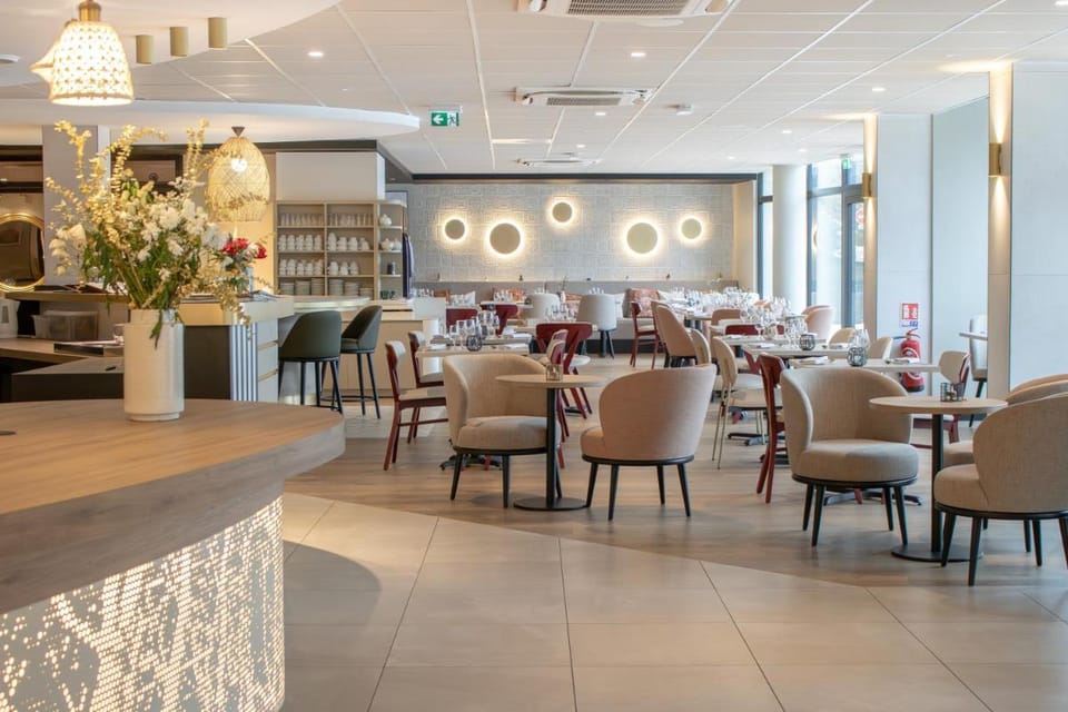 Brit Hotel Nantes La Beaujoire - L'Amandine Hotel in Nantes