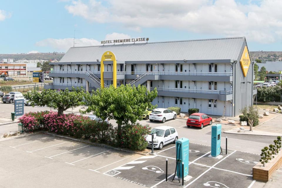 Première Classe Aéroport Marseille Hotel in Marignane