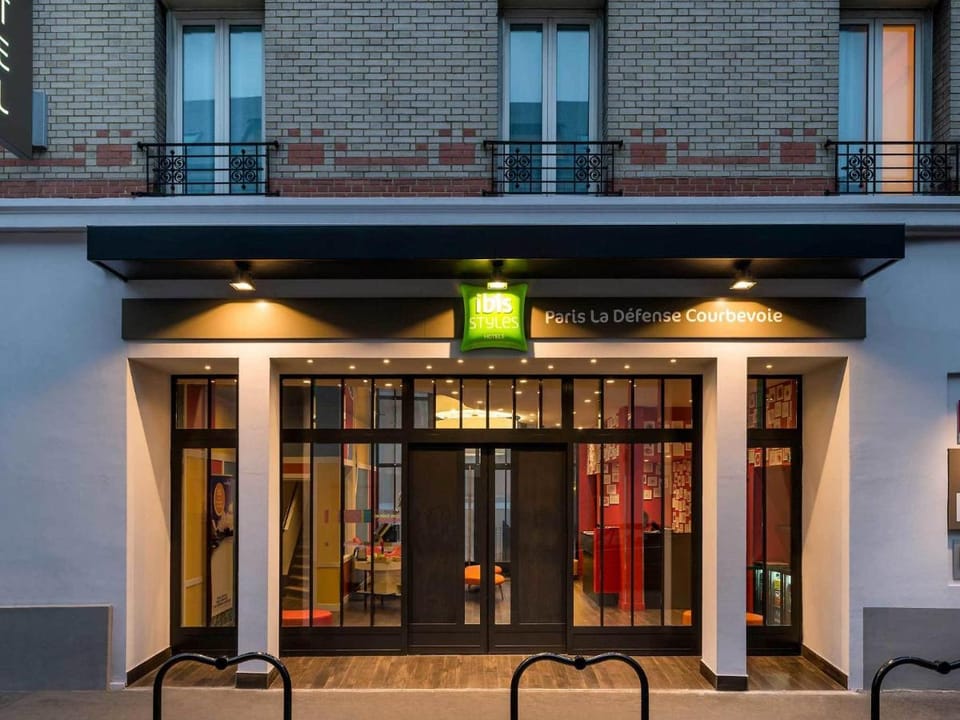 ibis Styles Paris La Defense Courbevoie Hotel in Courbevoie