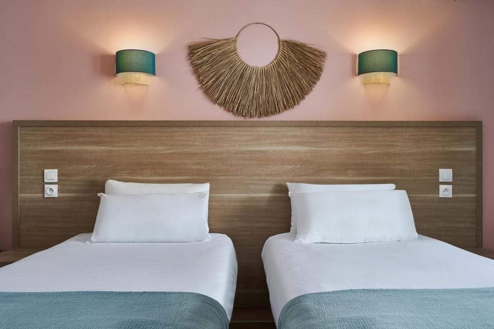 Hôtel Kabanel by Happyculture Hotel in Paris