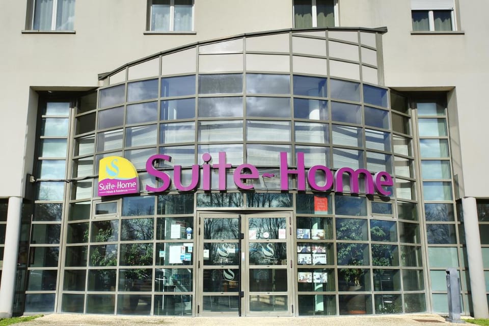 Suite-Home Saran Apartment hotel in Centre-Val de Loire
