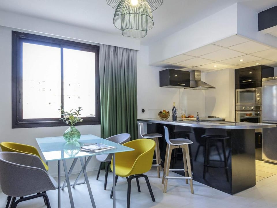 Mercure Hyères Centre Côte d'Azur Hotel in Hyères