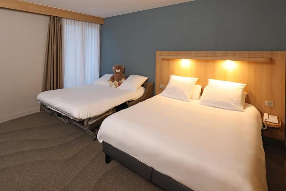 Mercure Abbeville Centre - Porte de La Baie de Somme Hotel in Hauts-de-France